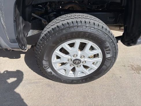 Used 2024 Toyota Tacoma SR image 28