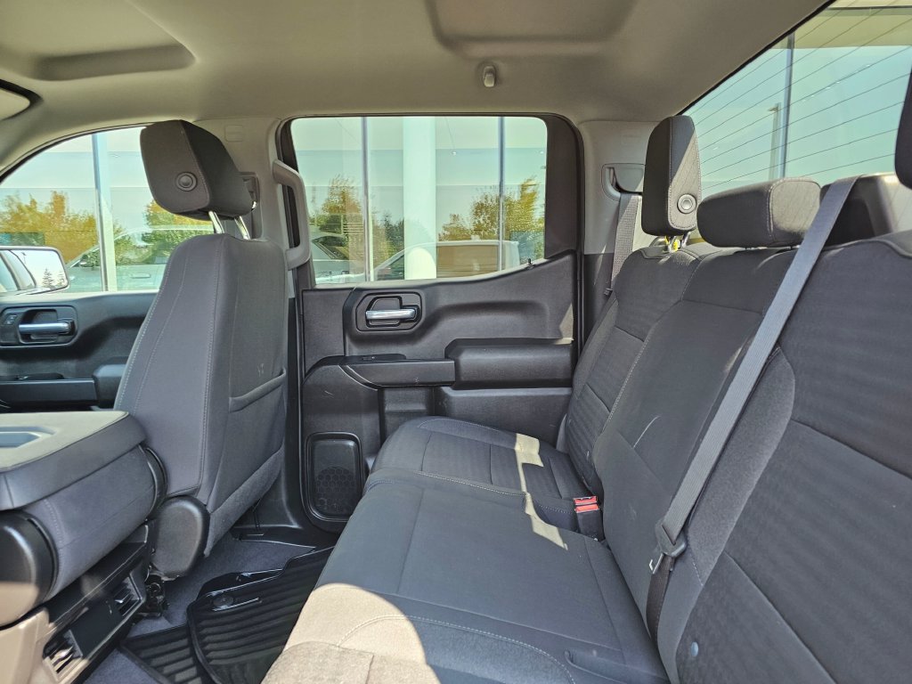 Used 2023 Chevrolet Silverado 1500 Custom AWD/4WD image 21