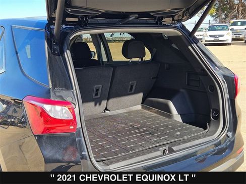 Used 2021 Chevrolet Equinox LT image 34