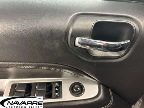 Used 2015 Jeep Compass High Altitude FWD image 18