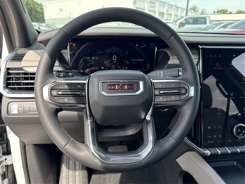 New 2026 GMC Acadia Elevation image 14