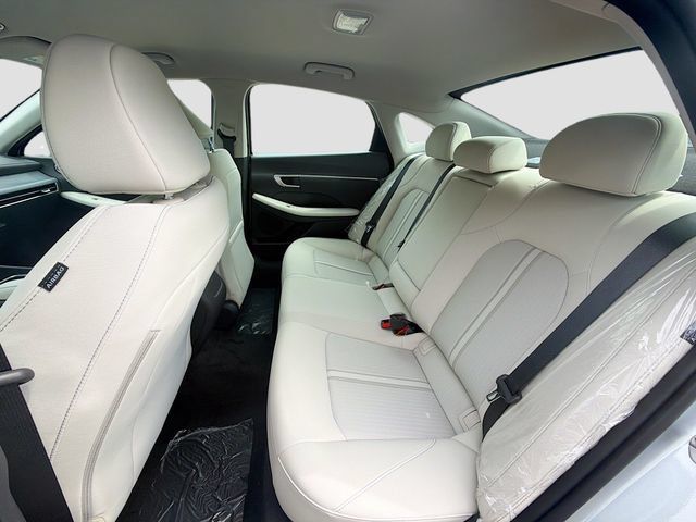 New 2026 Hyundai Sonata SEL FWD image 24
