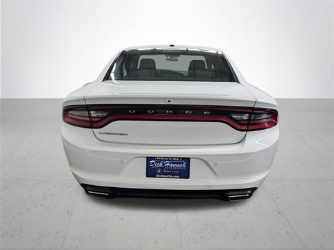 Used 2022 Dodge Charger SXT image 5