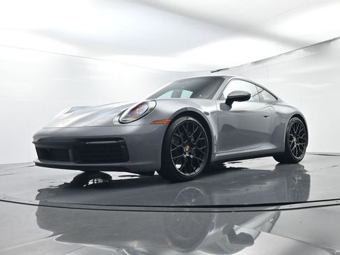 Used 2024 Porsche 911 Carrera image 43