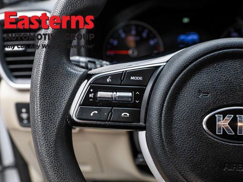 Used 2022 Kia Sportage LX image 15