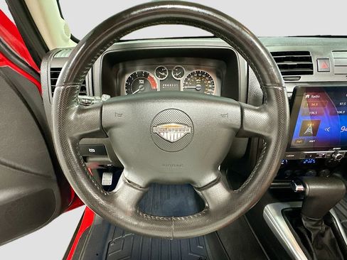 Used 2009 HUMMER H3T Alpha AWD/4WD image 12