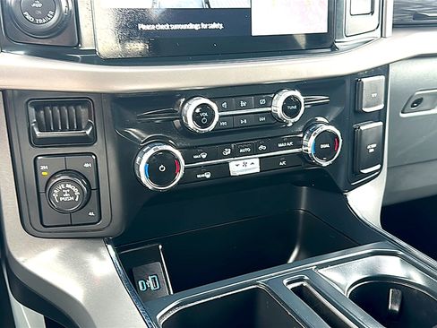Used 2024 Ford F150 XLT w/ Mobile Office Package image 34
