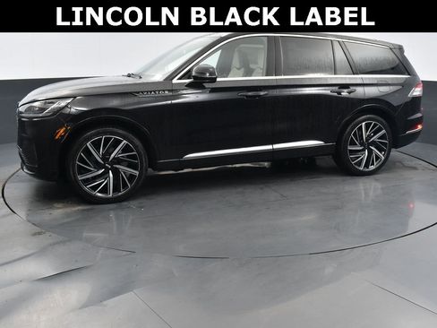 New 2026 Lincoln Aviator Black Label w/ Dynamic Handling Package image 3