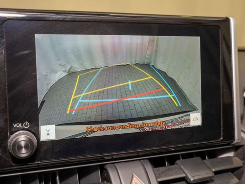 Used 2023 Toyota RAV4 XLE image 13