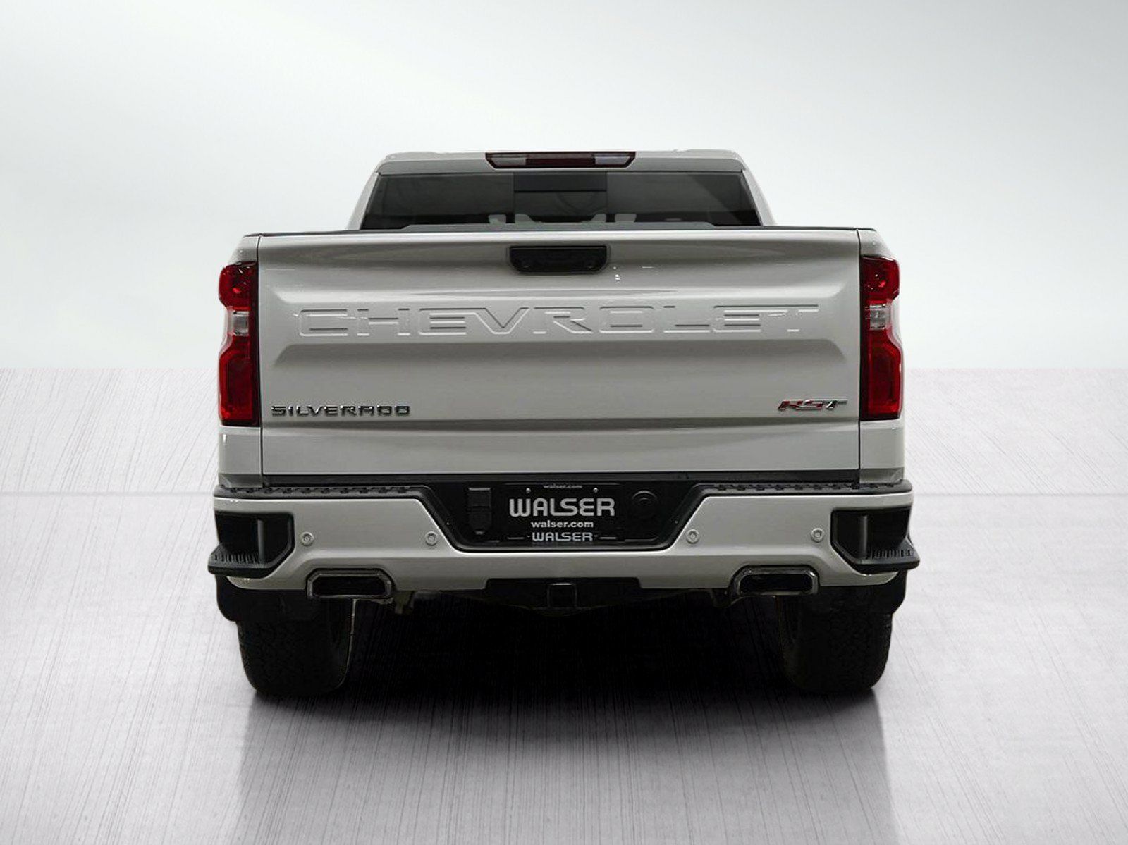 Used 2024 Chevrolet Silverado 1500 RST AWD/4WD image 4