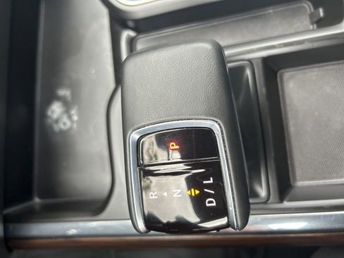 Certified 2023 GMC Sierra 1500 SLT image 15