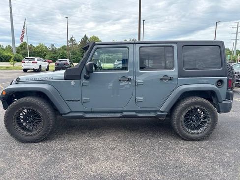 Used 2015 Jeep Wrangler Unlimited Rubicon w/ Dual Top Group AWD/4WD image 2