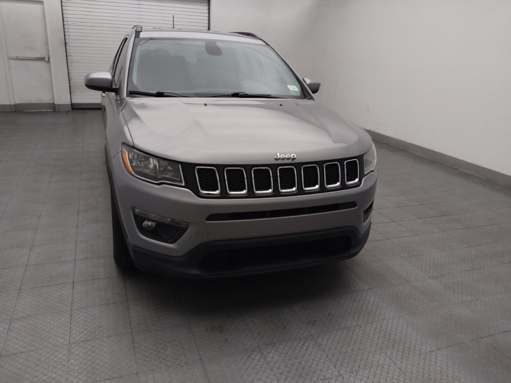 Used 2019 Jeep Compass Latitude w/ Popular Equipment Group FWD image 14
