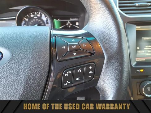 Used 2016 Ford Explorer XLT w/ Equipment Group 202A image 22