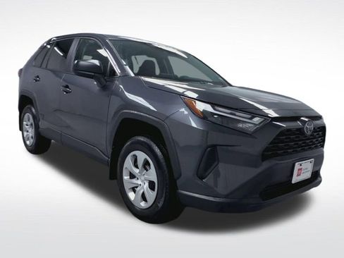 Certified 2023 Toyota RAV4 LE AWD/4WD image 16