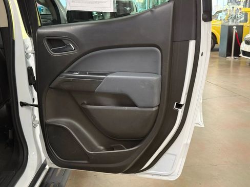 Used 2016 Chevrolet Colorado Z71 image 18