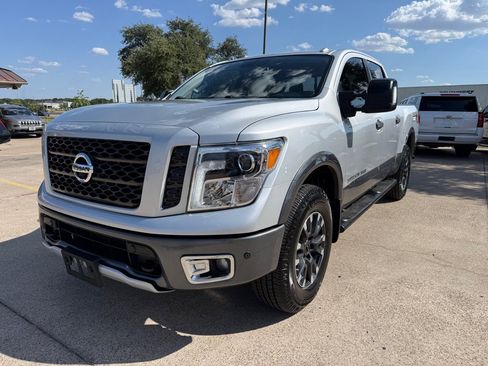 Used 2018 Nissan Titan PRO-4X w/ Pro-4x Utility Package AWD/4WD image 3