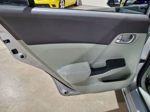 Used 2012 Honda Civic LX image 24