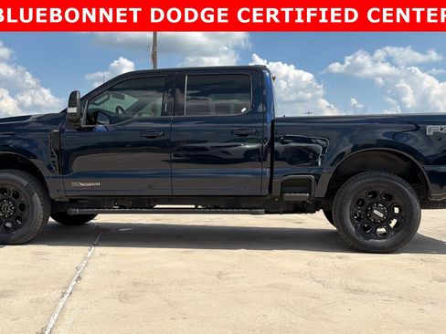 Used 2023 Ford F250 Lariat w/ Lariat Ultimate Package AWD/4WD image 8