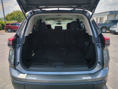 Used 2024 Nissan Rogue S AWD/4WD image 29