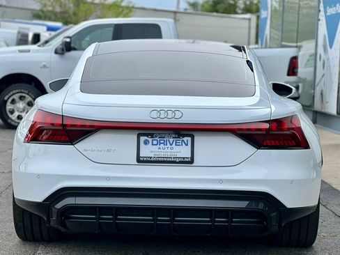 Used 2022 Audi e-tron GT Premium Plus AWD/4WD image 36