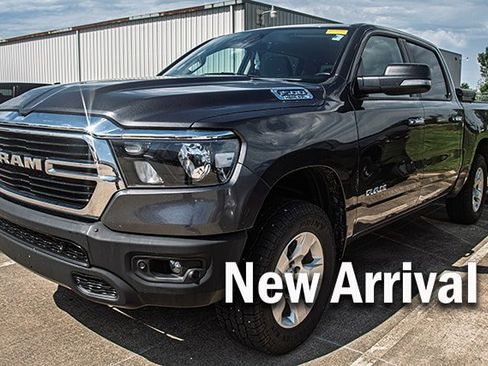 Used 2019 RAM 1500 Big Horn AWD/4WD image 1