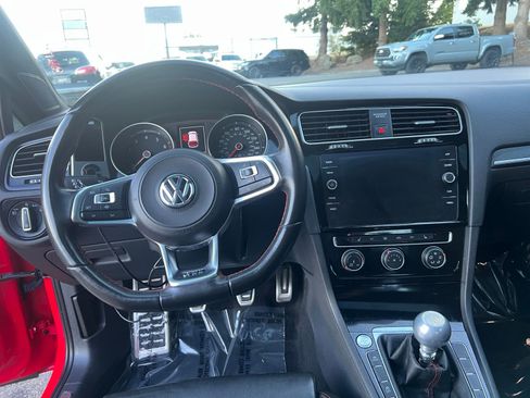 Used 2020 Volkswagen GTI SE image 21