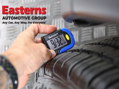 Used 2020 Nissan Rogue SV AWD/4WD image 30