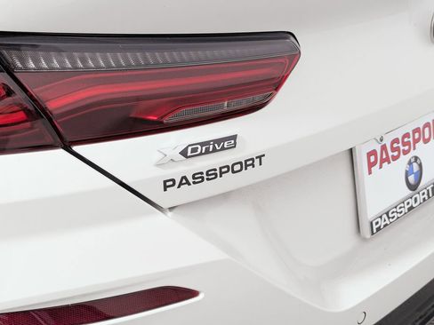 Used 2026 BMW M850i xDrive Coupe w/ M Sport Professional Package AWD/4WD image 11