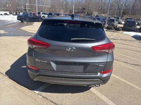 Used 2016 Hyundai Tucson Limited w/ Option Group 03 image 3