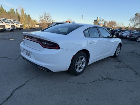 Used 2023 Dodge Charger SXT image 5