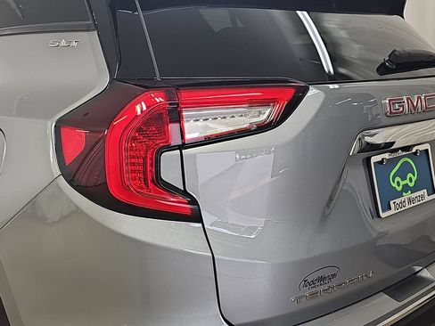 Certified 2024 GMC Terrain SLT AWD/4WD image 39