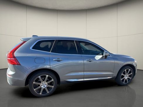 Used 2018 Volvo XC60 T5 Inscription w/ Convenience Package image 7