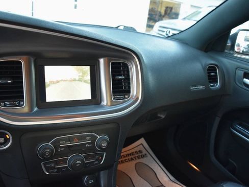 Used 2021 Dodge Charger SXT w/ Leather Interior Group RWD image 14