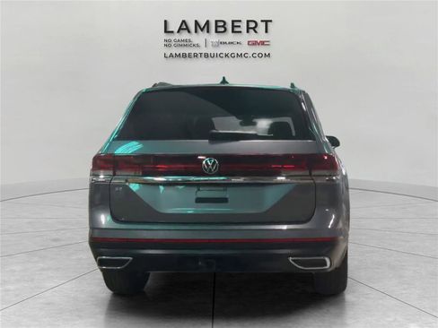 Used 2025 Volkswagen Atlas SE image 5