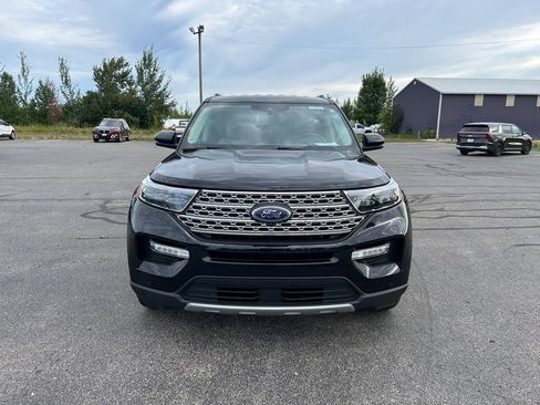 Used 2022 Ford Explorer Limited w/ Equipment Group 301A AWD/4WD image 8