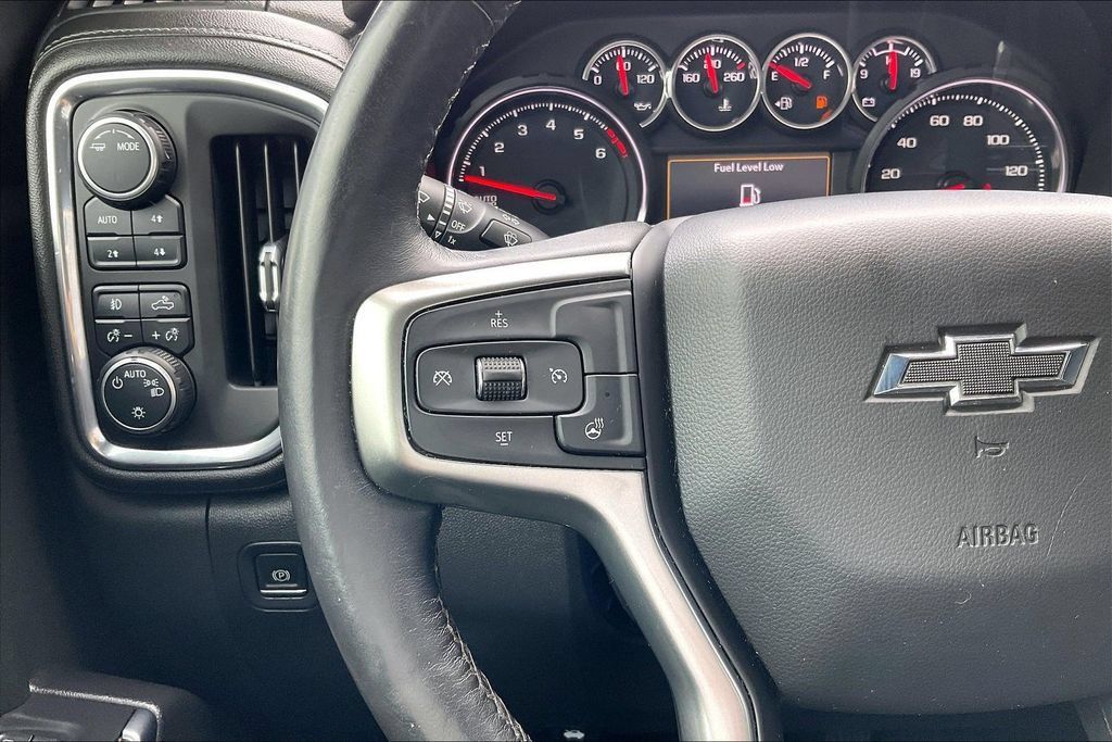 Used 2021 Chevrolet Silverado 1500 RST AWD/4WD image 19