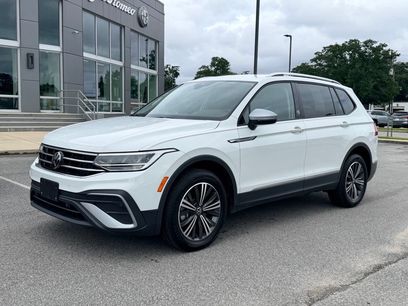 Used 2024 Volkswagen Tiguan SE