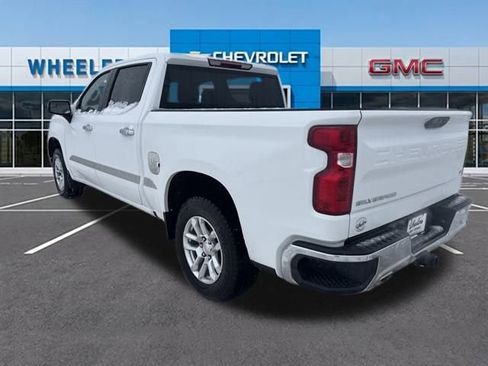 Used 2025 Chevrolet Silverado 1500 LT image 3