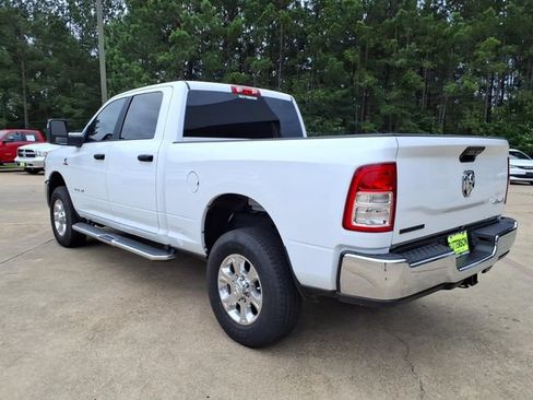 Used 2024 RAM 2500 Big Horn AWD/4WD image 4