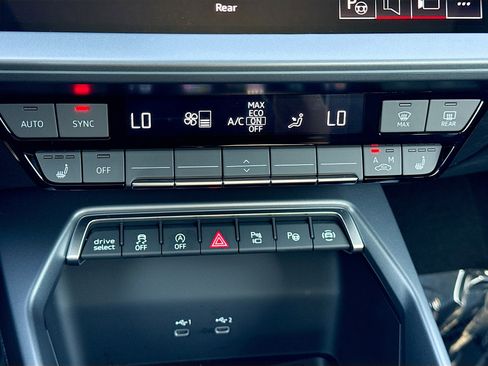 Certified 2025 Audi A3 2.0T Premium Plus w/ Premium Plus Package image 33