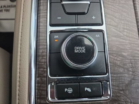 Used 2020 Ford Expedition Max Limited w/ Equipment Group 302A AWD/4WD image 20