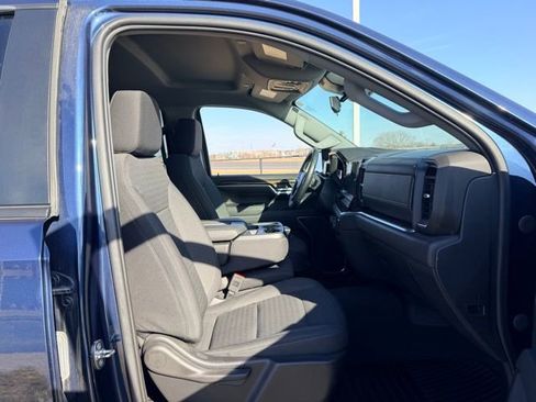 Used 2023 Chevrolet Silverado 1500 LT image 11