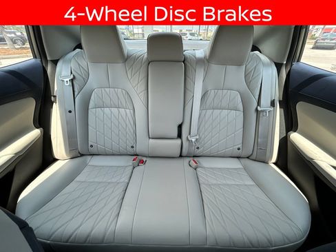 Certified 2026 Nissan Sentra SL w/ Floor Mat Package FWD image 26