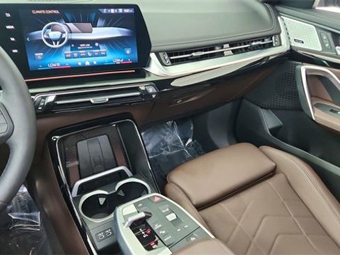 Used 2024 BMW X1 xDrive28i w/ Premium Package image 43