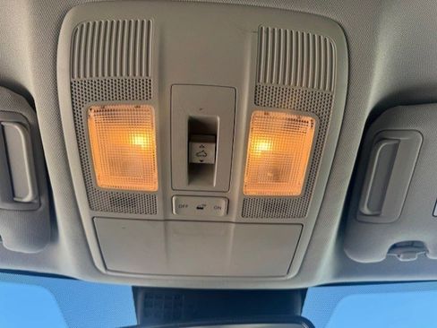 Used 2018 MAZDA CX-5 Grand Touring w/ Premium Package image 18