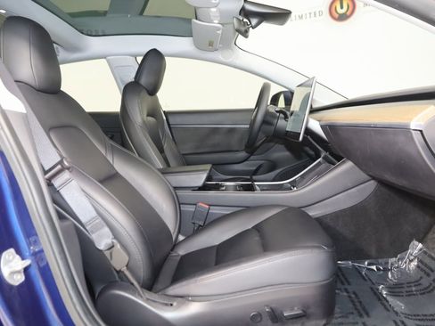 Used 2020 Tesla Model 3 Standard Range image 14