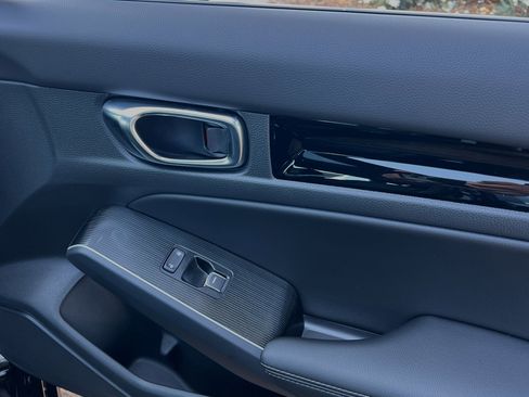 Used 2025 Honda Civic Sport image 18