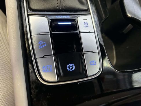 Used 2025 Hyundai Tucson SEL FWD image 21