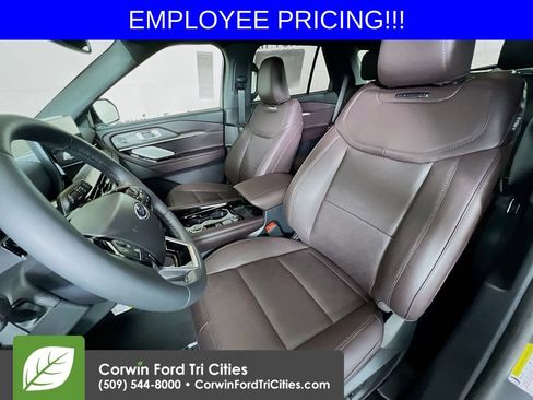 New 2026 Ford Explorer Platinum AWD/4WD image 26